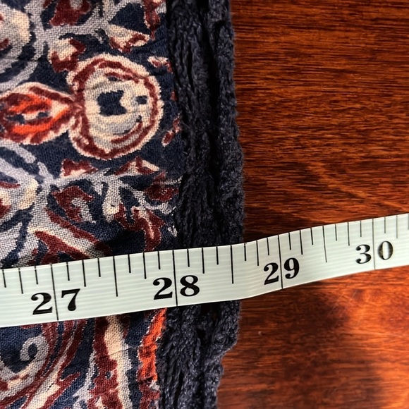 Angie Womens Top L Navy Wine Red Stretch Neckline Lace Front Ties/Tassels Loose - Picture 11 of 12